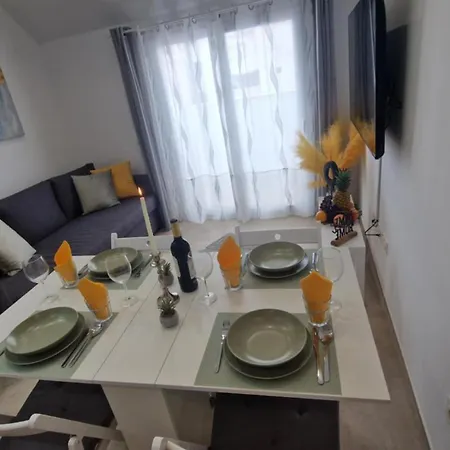 Апартаменты Seabreeze Haven - Winkler Фуэнхирола